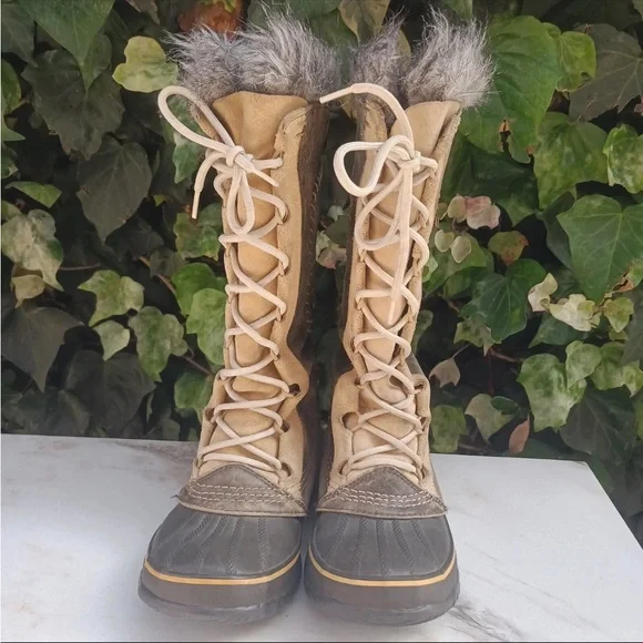 Sorel Cate the Great Tall Winter Boots | Size 6 - Picture 3 of 15
